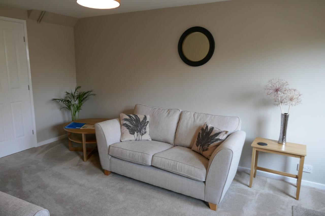 2 Bedroom House Walking Distance To City Centre With Free Parking York Kültér fotó