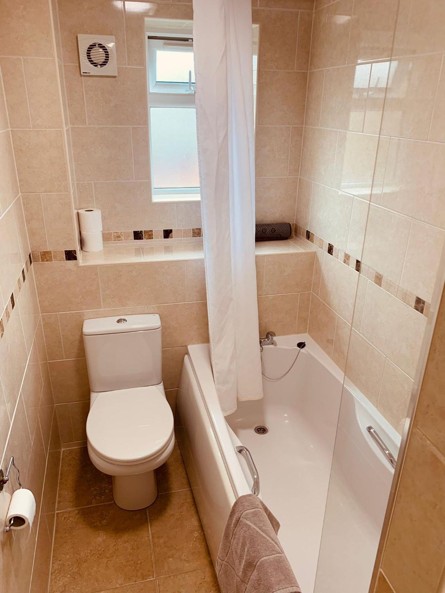 2 Bedroom House Walking Distance To City Centre With Free Parking York Kültér fotó