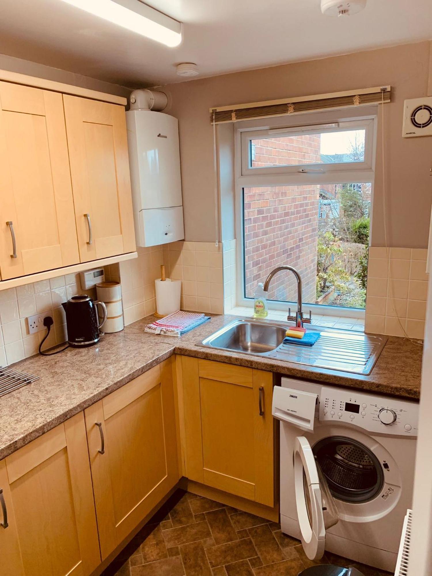 2 Bedroom House Walking Distance To City Centre With Free Parking York Kültér fotó